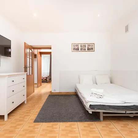 Apartment Dabrowskiego 82g By Homeprime